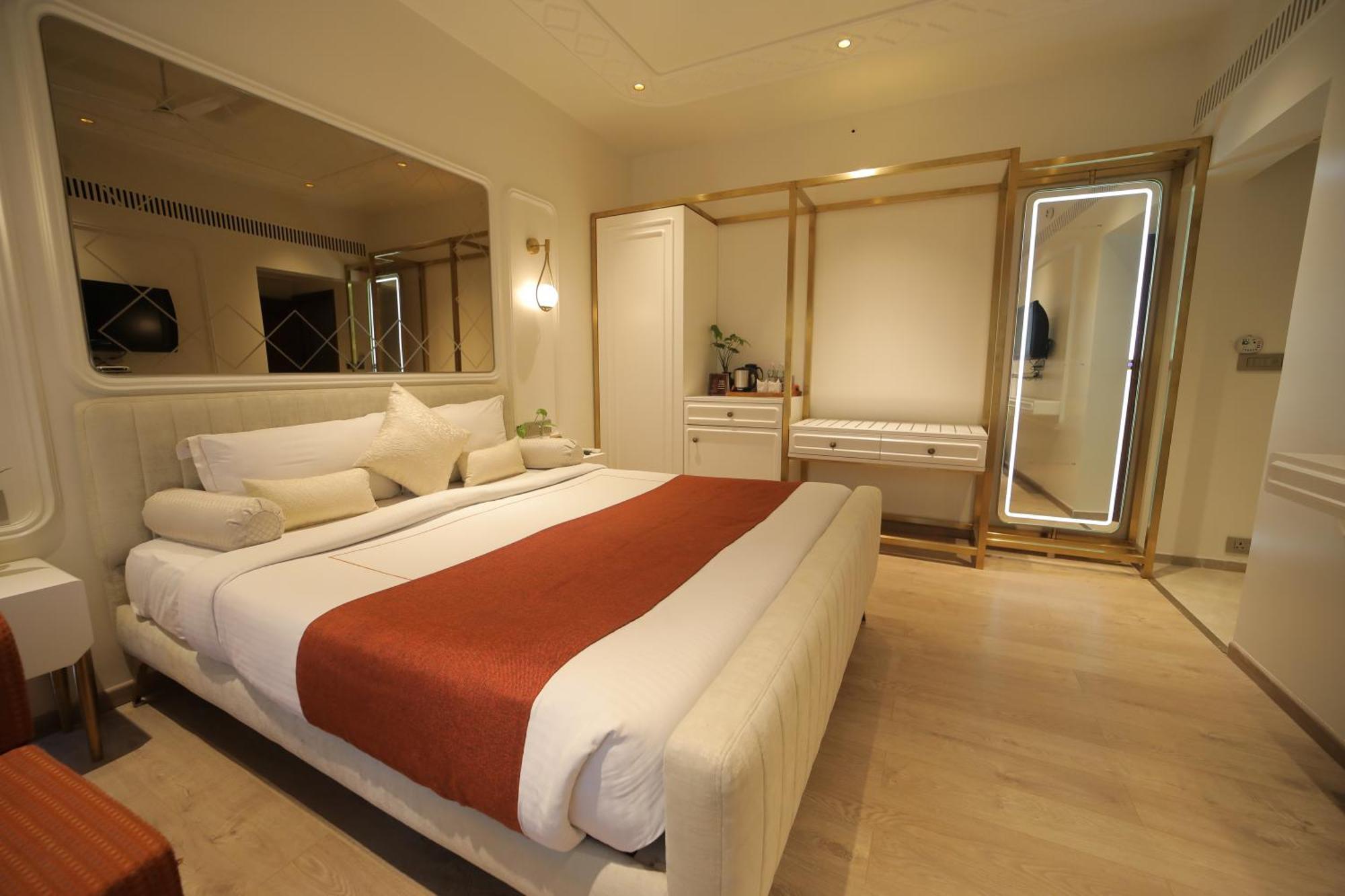 Amantra Comfort Hotel Udaipur Eksteriør bilde