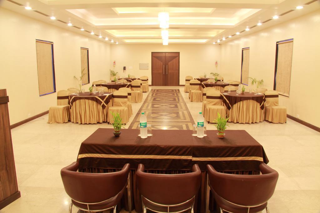 Amantra Comfort Hotel Udaipur Eksteriør bilde